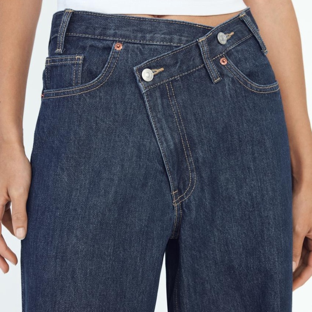 Zara Indigo Flare Jeans - Picture 3 of 9